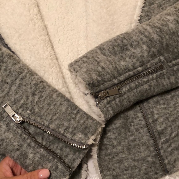 Old navy Sherpa Moto jacket, size small. - Picture 2 of 4